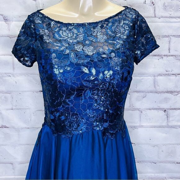 LA FEMME Chiffon Skirt Metallic Lace Evening Dress NWOT - Picture 6 of 8